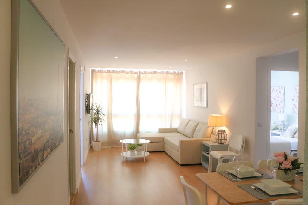Apartment Sky Cervantes Malaga Exterior photo